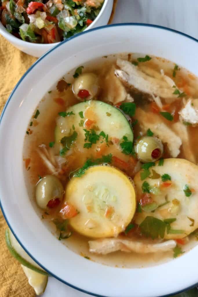 Caldo de Pollo or Mexican chicken soup is a Latin American soup with slow-roasted chicken & vegetables. Que rico! un tazon no es suficiente!