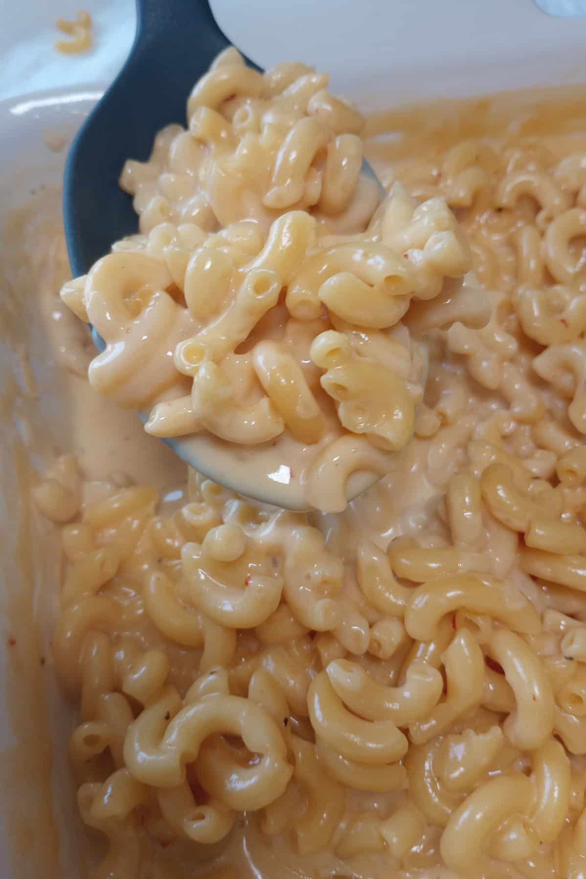 tiktok-mac-cheese-recipe-no-boil-flavored-apron